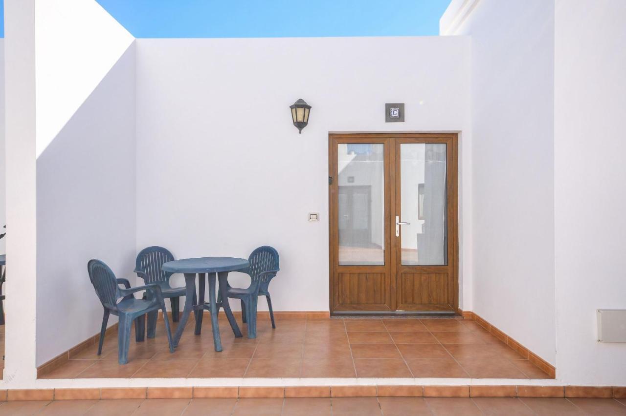 Apartamentos Flor Tres Калета де Себо Екстериор снимка