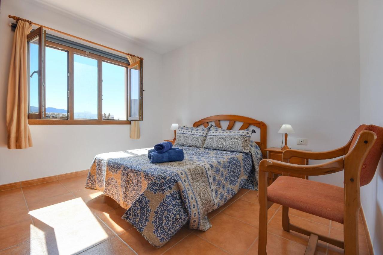 Apartamentos Flor Tres Калета де Себо Екстериор снимка