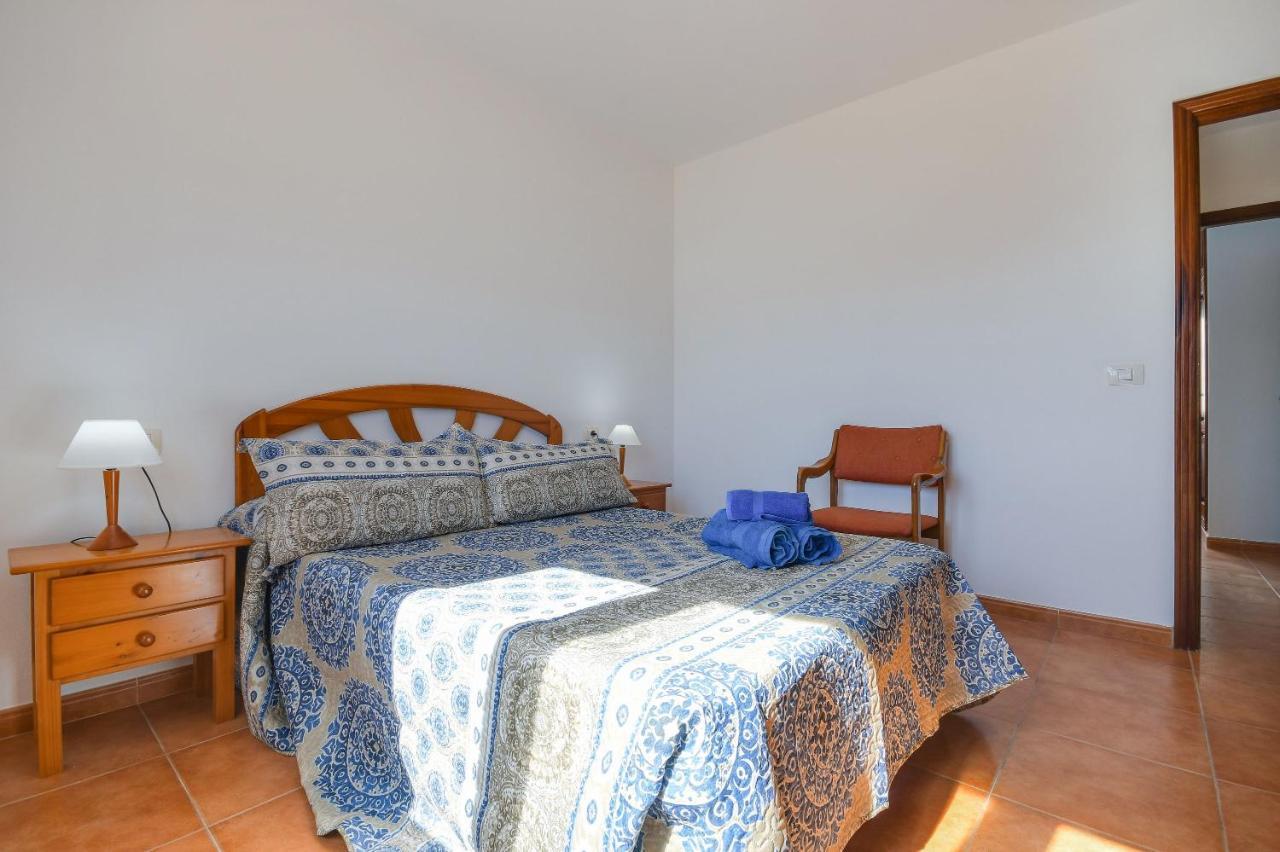 Apartamentos Flor Tres Калета де Себо Екстериор снимка