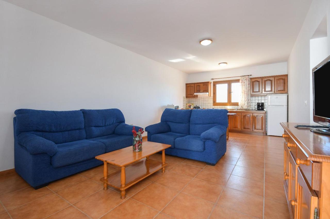 Apartamentos Flor Tres Калета де Себо Екстериор снимка