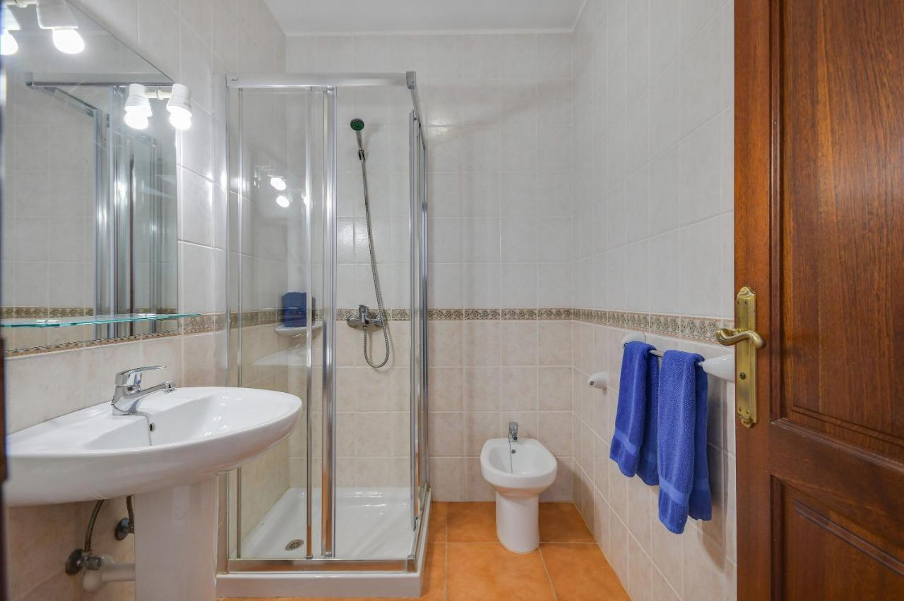 Apartamentos Flor Tres Калета де Себо Екстериор снимка