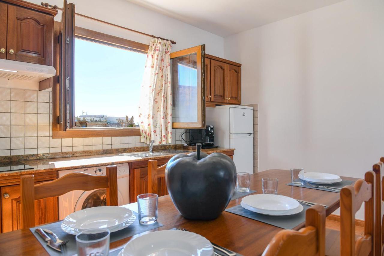 Apartamentos Flor Tres Калета де Себо Екстериор снимка